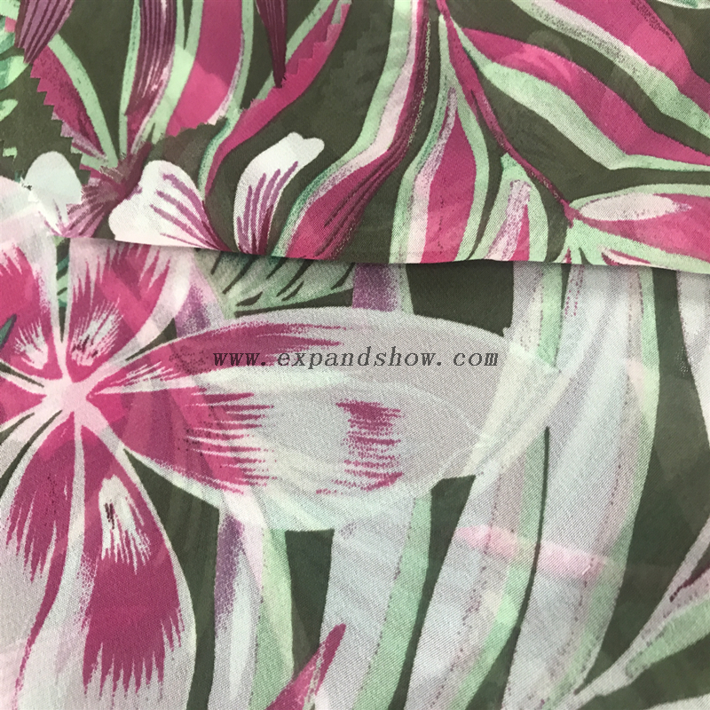 New Design Customized patterns 100% polyester woven printed chiffon fabric